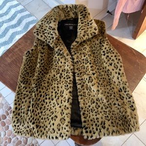 Leopard print vest
